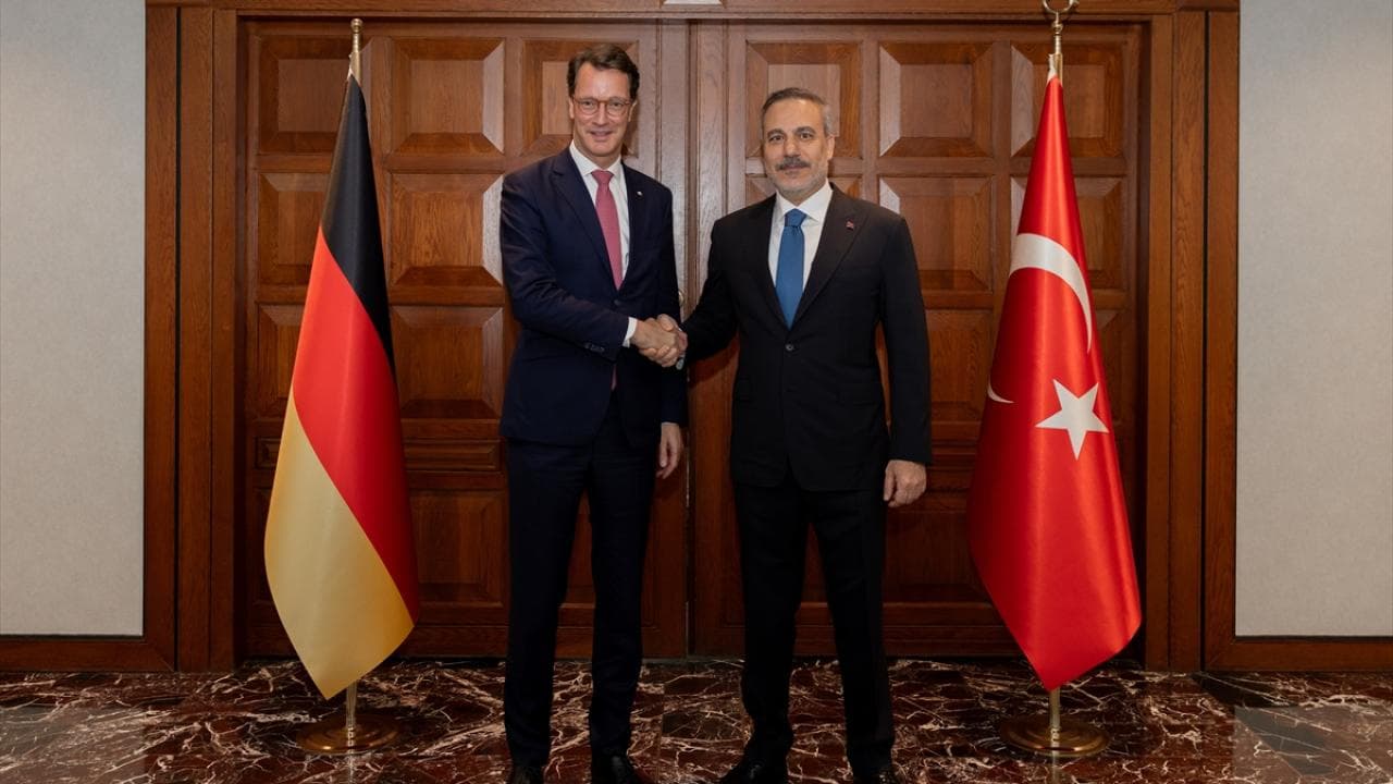 Bakan Fidan, Alman Eyalet Başbakanı Wüst'ü Kabul Etti