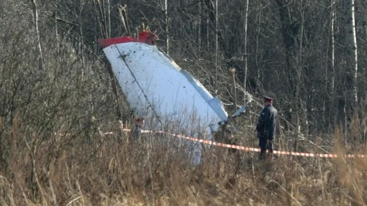 Rusya'da Tu-95 tipi stratejik bombardıman uçağı düştü: 6 ölü